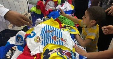 لو هتشترى لبس العيد لأطفالك الـ 3 قطع بـ100 جنيه.. فيديو