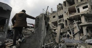 قصف إسرائيلى يستهدف مخيم المغازى.. والهلال الأحمر: الوضع الصحى يزداد سوءا