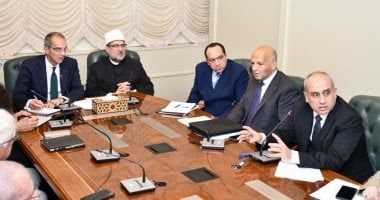 وزيرا الأوقاف والاتصالات يبحثان التعاون وإنهاء التحول الرقمى بهيئة الأوقاف