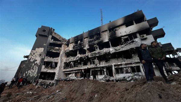 الجيش الإسرائيلي ينسحب من مجمع الشفاء بعد إحراق مبانيه وتدميره كاملًا