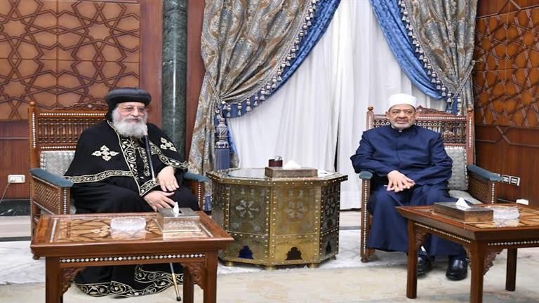 البابا تواضروس يهنئ شيخ الأزهر بعيد الفطر