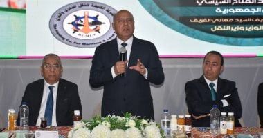 النقل تتعاقد على 100 أتوبيس لدعم أسطولها و50 جرارا بمقطورة لشركات نقل البضائع