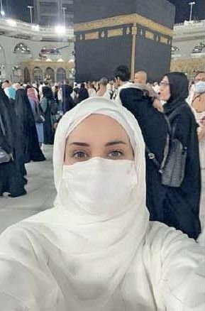 ديانا حداد من مكة: “اللهم لك الحمد”