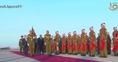 الرئيس السيسى والعاهل الأردنى يستعرضان حرس الشرف