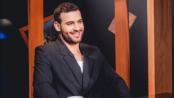 مطرب المهرجانات مسلم: كنت بصلي بالناس في جامع بجوار البيت