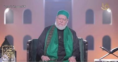 هل يمكننى عدم ارتداء الحجاب أمام صديقتى غير المسلمة؟ على جمعة يجيب