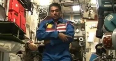 تكنولوجيا: ختم القرآن والصلاة.. صور تكشف إقامة الشعائر الإسلامية فى الفضاء