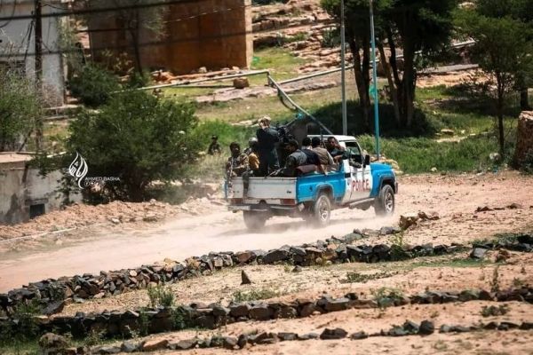 تعز.. تحذير من تحركات وأنشطة مشبوهة لـ"خلايا نائمة" تابعة لمليشيات الحوثي بالشمايتين