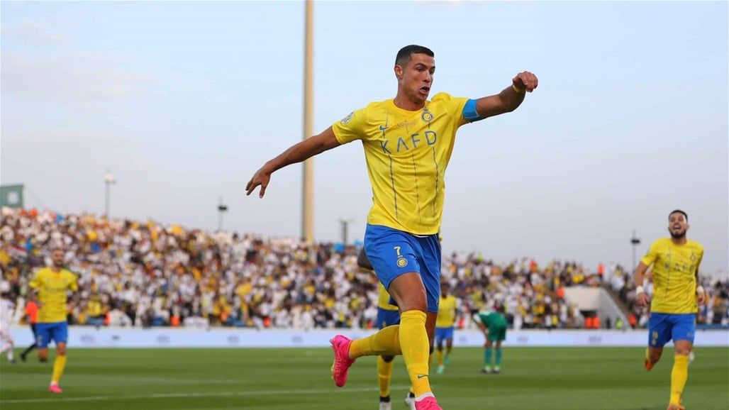 بالأرقام.. رونالدو يحرج أساطير كرة القدم