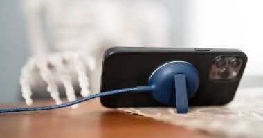 تكنولوجيا: كل ما تحتاج معرفته عن دعم أبل شحن Qi2 اللاسلكى لهواتف iPhone 12