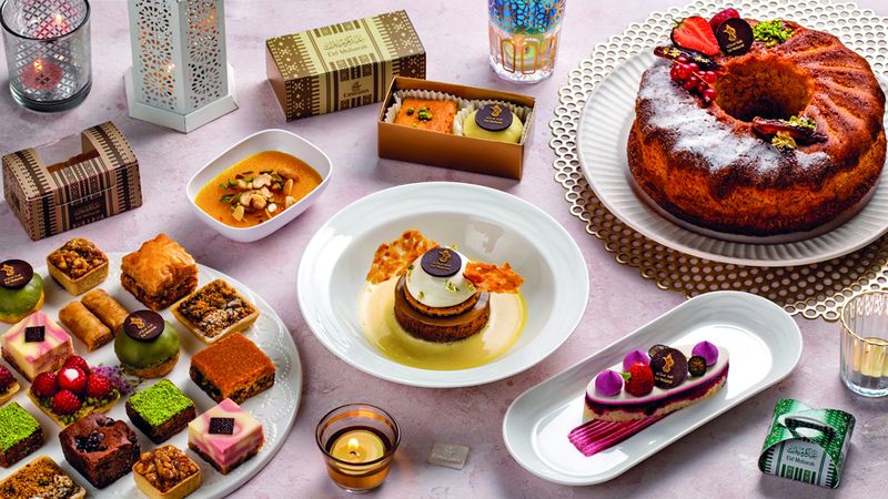 الامارات | «طيران الإمارات» تشارك عملاءها فرحة العيد.. على الأرض وفي الأجواء