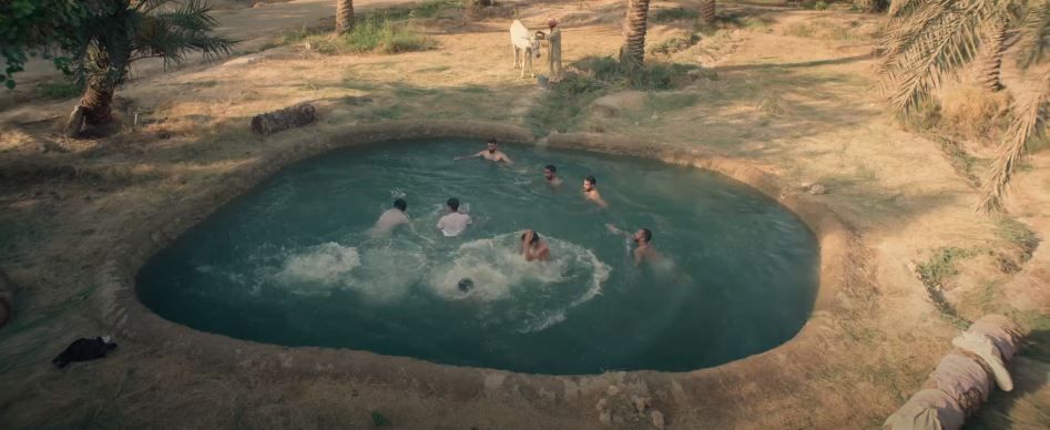 خيوط المعازيب.. بطولة المكان