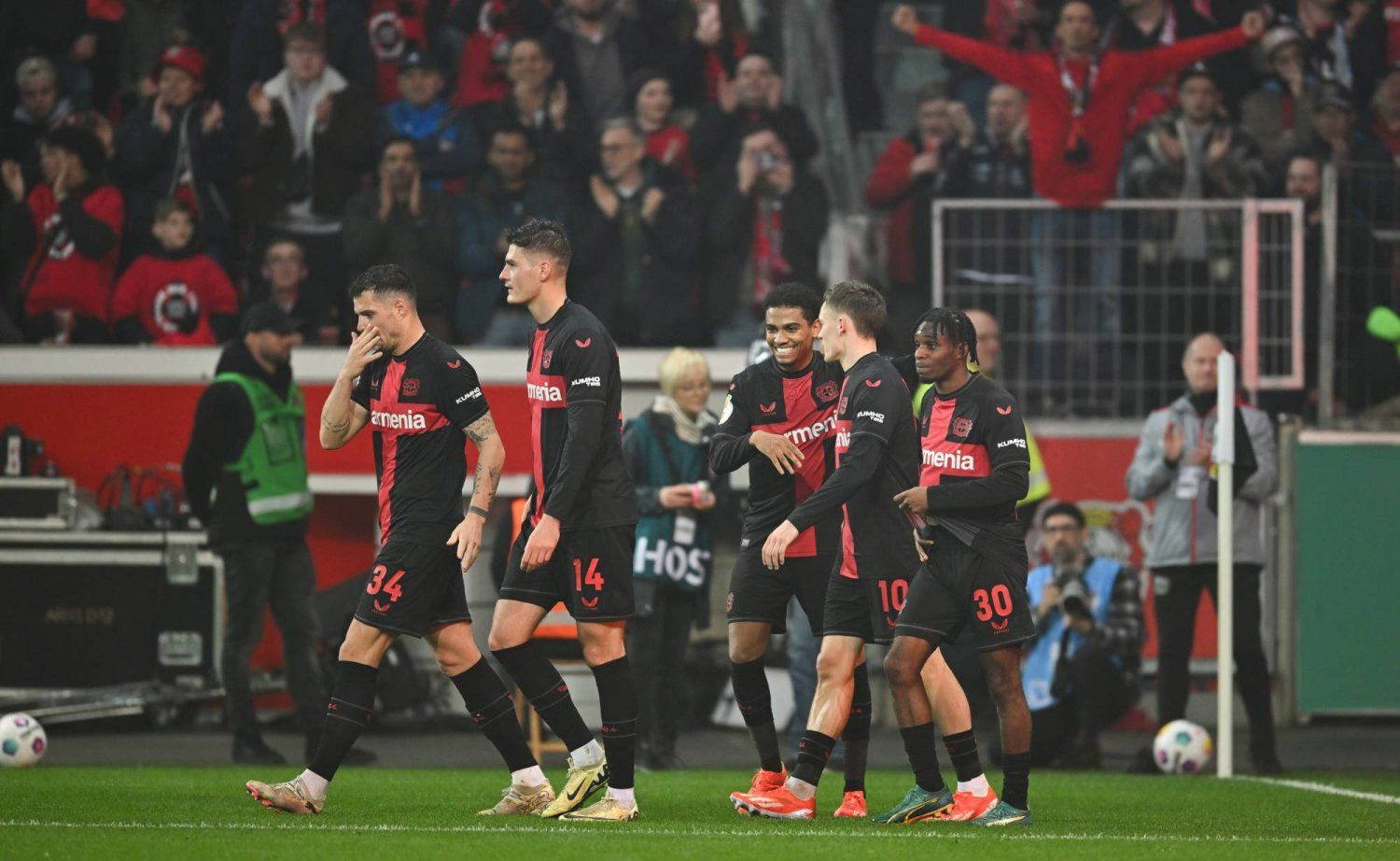 الامارات | ليفركوزن يواصل موسمه الأسطوري.. تأهل إلى نهائي الكأس