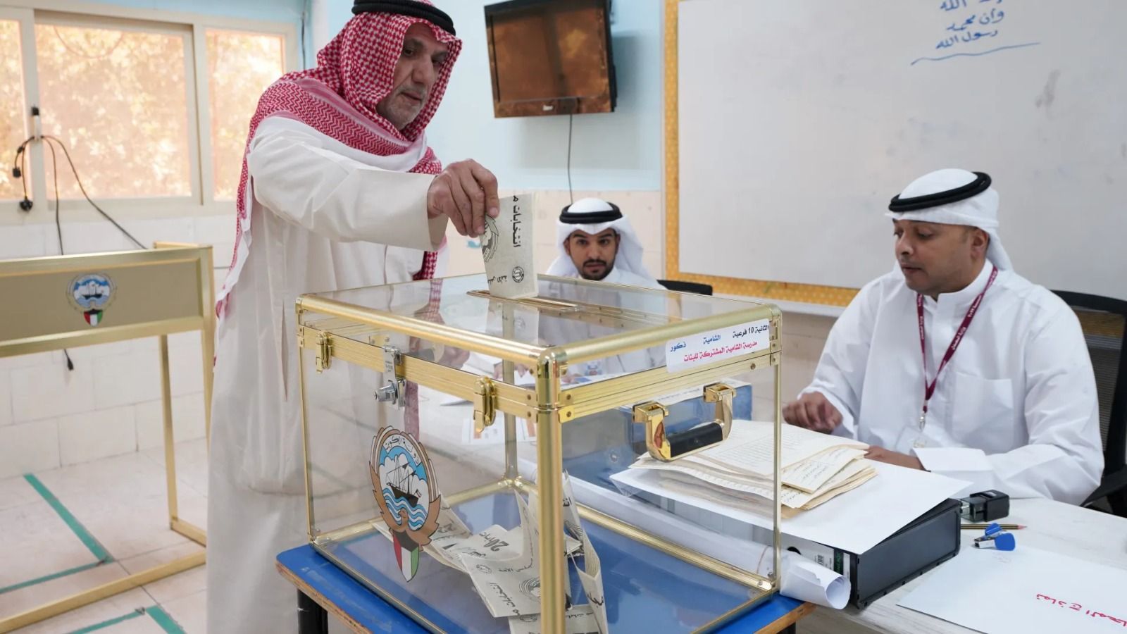 الخليج اليوم .. انتخابات مجلس الأمة الكويتي.. 8 وجوه جديدة وعودة 3 من المجالس السابقة