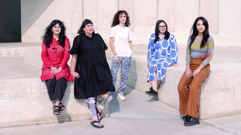 الامارات | «الشارقة للفنون» تعلن قائمة أولية لفناني البينالي 16