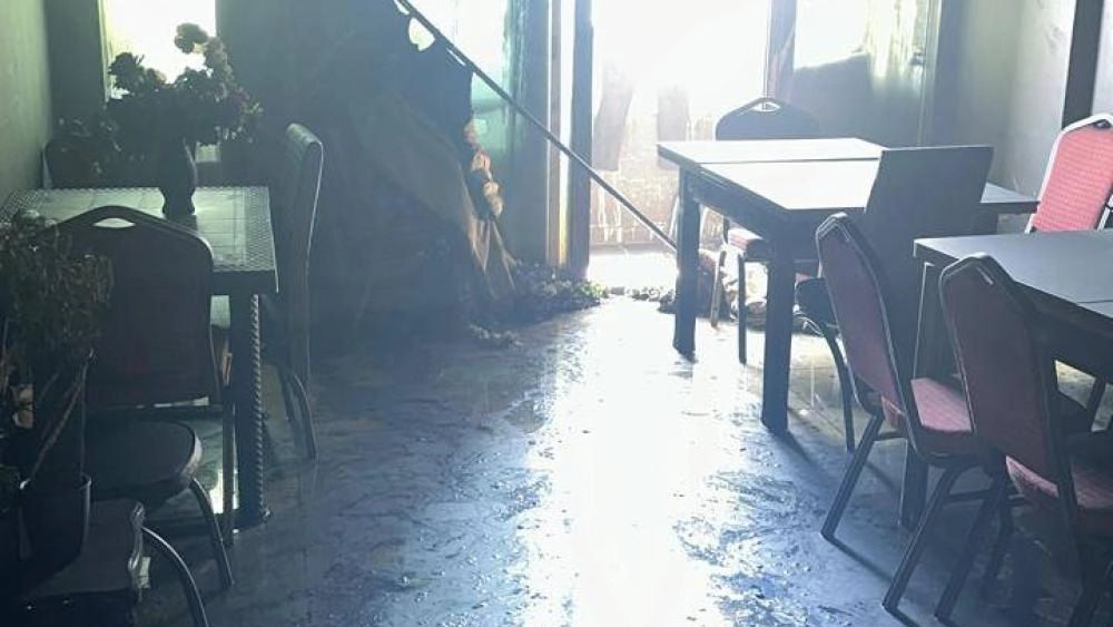 الامارات | السيطرة على حريق برج سكني مكون من 750 شقة سكنية في الشارقة