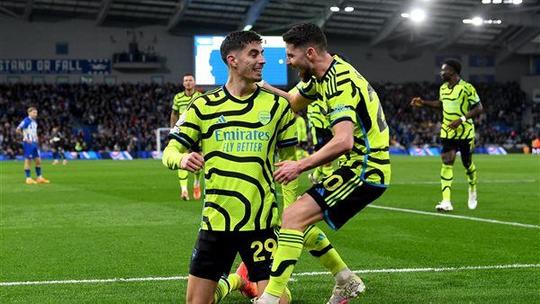 آرسنال يفوز على برايتون بثلاثية في الدوري الإنجليزي
