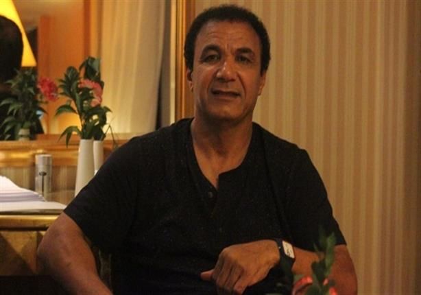 المعلق أحمد الطيب: "اعتذرت عن برنامج رامز جلال.. ليس شبهي"