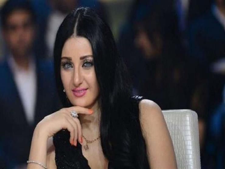صوفينار تنفي شائعة اعتزالها الرقص: أنا لسه صغيرة وهاموت على المسرح