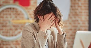 أبرز طرق التغلب على القلق.. منها التأمل الذهنى