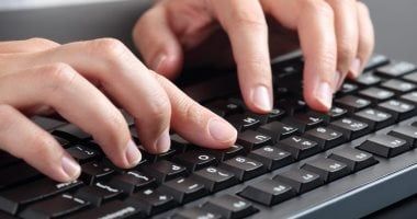 تكنولوجيا: كيفية تنظيف لوحة مفاتيح اللاب توب دون إتلاف المفاتيح؟
