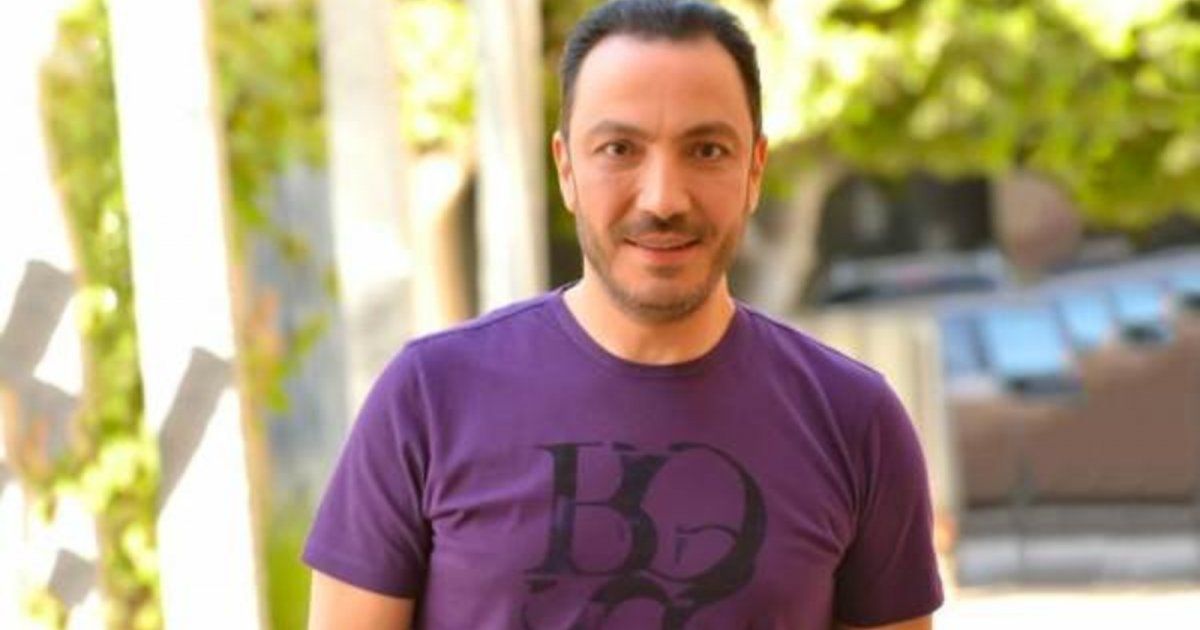 مع انتهاء تصوير مسلسل "العتاولة" في لبنان.. هذا ما قاله طارق لطفي لفريق العمل