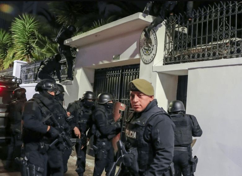 المكسيك تقطع علاقاتها الدبلوماسية مع الإكوادور