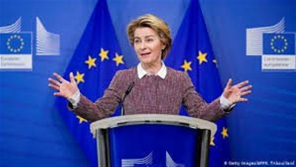 سياسي فرنسي يؤكد تورط رئيسة المفوضية الأوروبية بقضية فساد