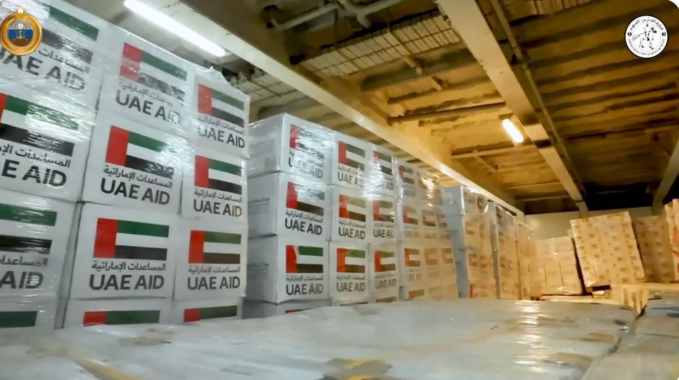 الخليج اليوم .. وصول سفينة المساعدات الإماراتية الثالثة تحمل 4 آلاف و 630 طناً من المواد الإغاثية إلى العريش لدعم الشعب الفلسطينى في غزة