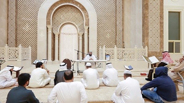 «إسلامية الشارقة» توعي بأهمية زكاة الفطر