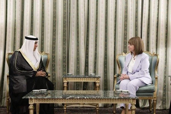 رئيسة اليونان تتسلم أوراق اعتماد سفير الدولة