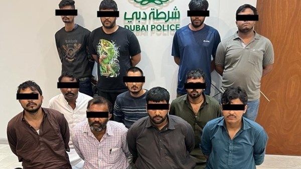 القبض على 494 متورطاً في قضايا احتيال إلكترونية استهدفت عملاء البنوك بدبي