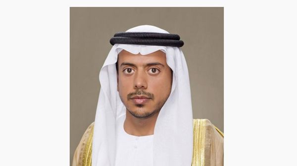 سلطان بن طحنون يهنئ أبطال الخطوط الأمامية بعيد الفطر