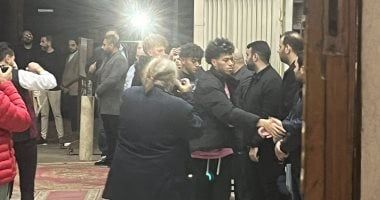 إمام عاشور والونش وعمر جابر و سليمان في عزاء محمد مدحت .. صور