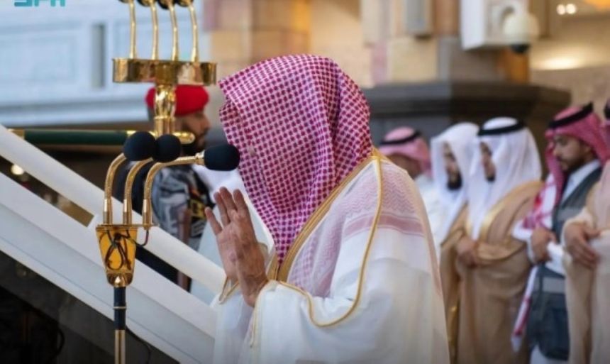 خطيب المسجد الحرام: العيد مناسبة جليلة لمزيد من الترابط والتآلف