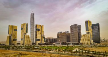 جهاز العاصمة الإدارية يبدأ إعداد قائمة جديدة لبدء تسليمها وحدات سكنية فى r3