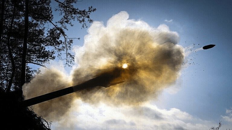 الدفاع الروسية تعلن القضاء على 935 عسكريا أوكرانيا وإسقاط 222 مسيرة خلال 24 ساعة