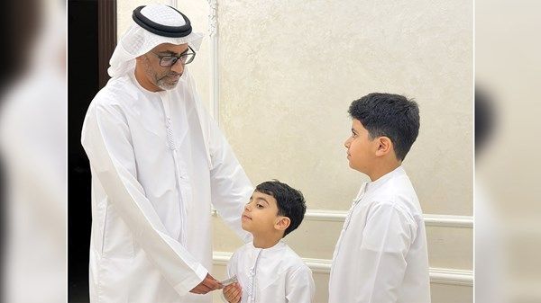 الزيارات العائلية.. أبرز طقوس أيام العيد