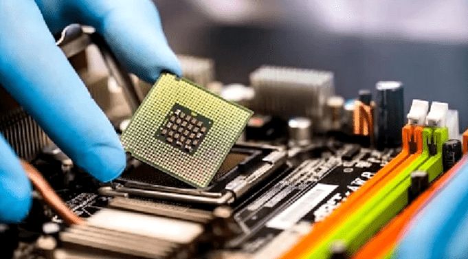 تكنولوجيا: إنتل تكشف عن أول التفاصيل حول رقاقات INTEL CORE ULTRA 200