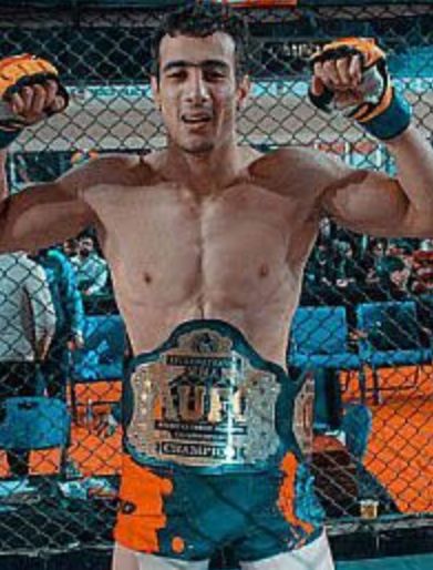 المصريان إسلام رضا وأحمد طارق يستعدان لمهرجان المقاتلين بالرياض