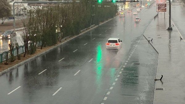 شرطة أبوظبي تنشر توجيهات للسائقين