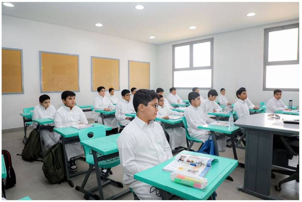 1.6 مليون طالب وطالبة بتعليم الرياض يستأنفون الدراسة غدا