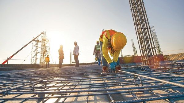 3 إجراءات لتجنب المخالفة  أو الحظر بسبب أجور العاملين