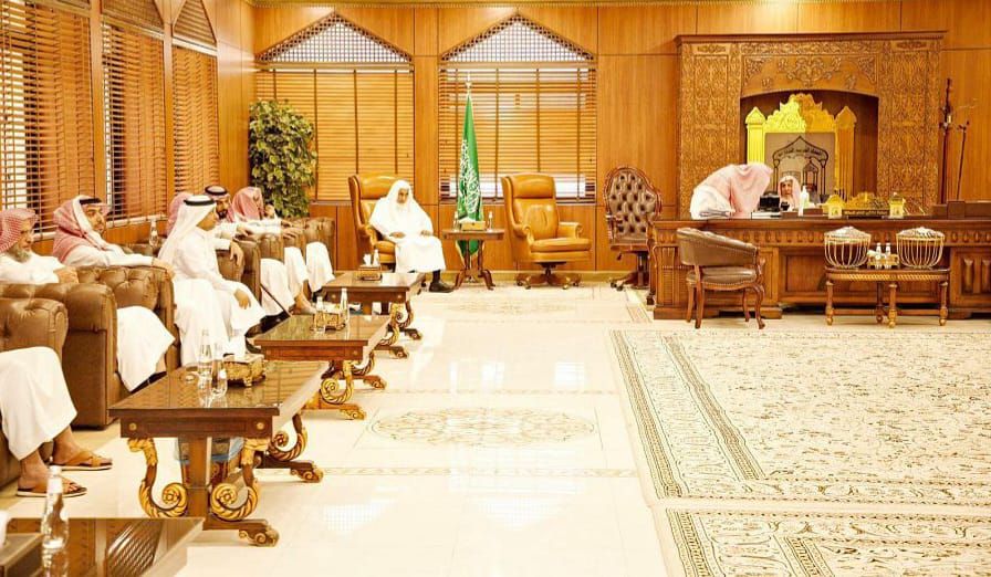 السعودية | المفتي العام يستقبل المهنئين بعيد الفطر من منسوبي الرئاسة