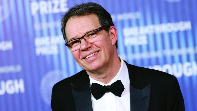 الامارات | «أوسكار العلوم» من نصيب ميشال سادلان