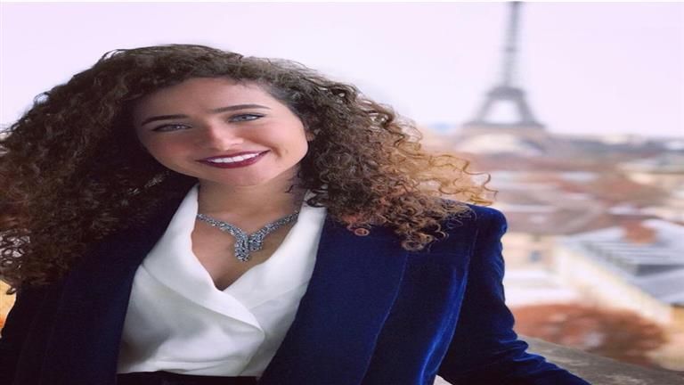 رسومات الفنان الروسي.. دفاع غادة والي يطلب استعمال الرأفة