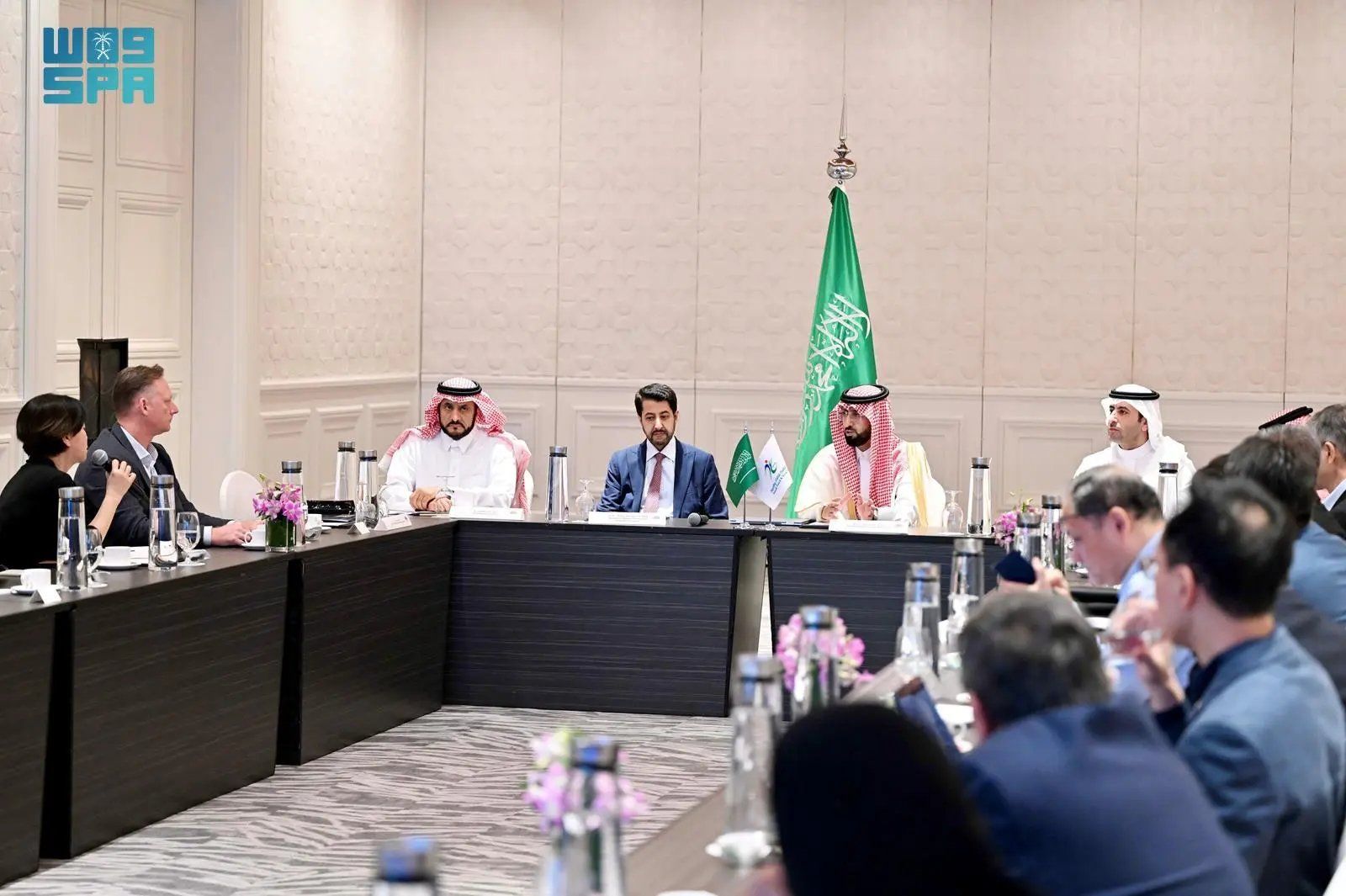 السعودية | رئيس “الغذاء والدواء” يلتقي شركات الأغذية السنغافورية