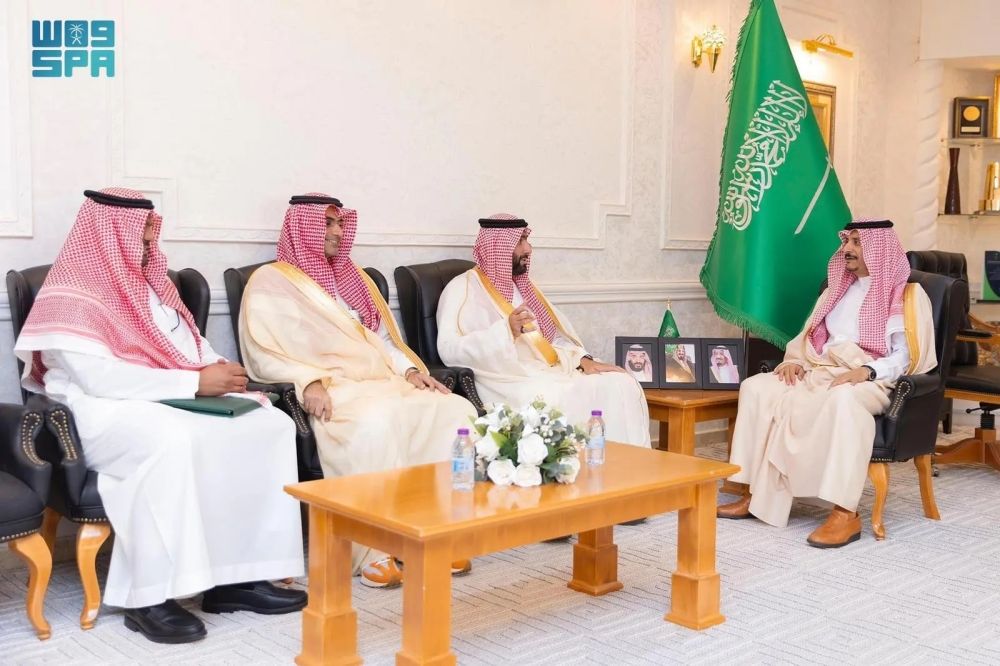 محافظ حفر الباطن يتابع أبرز إنجازات نادي الصقور