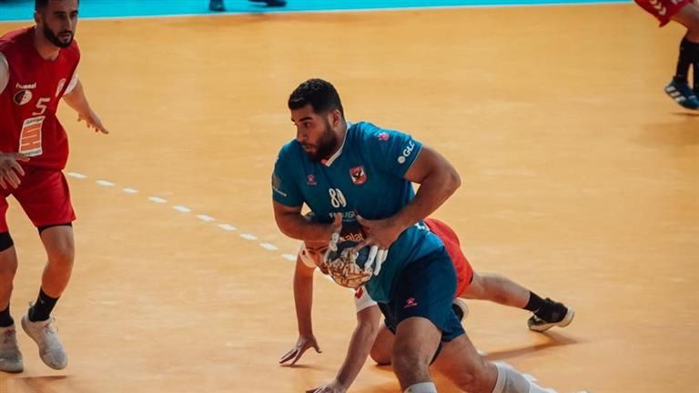 الأهلي يكتسح بلدية ميلا في بطولة كأس الكؤوس لكرة اليد