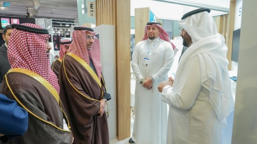 تفاصيل لقاءات وزير الصناعة مع مسؤولي شركات عالمية في هانوفر الألمانية